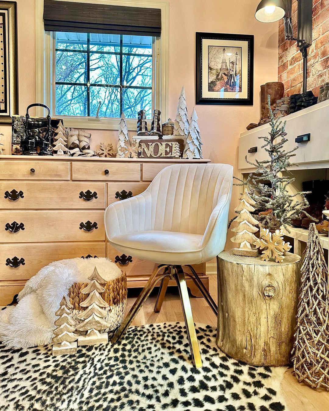 How can I make my living room look Christmassy?