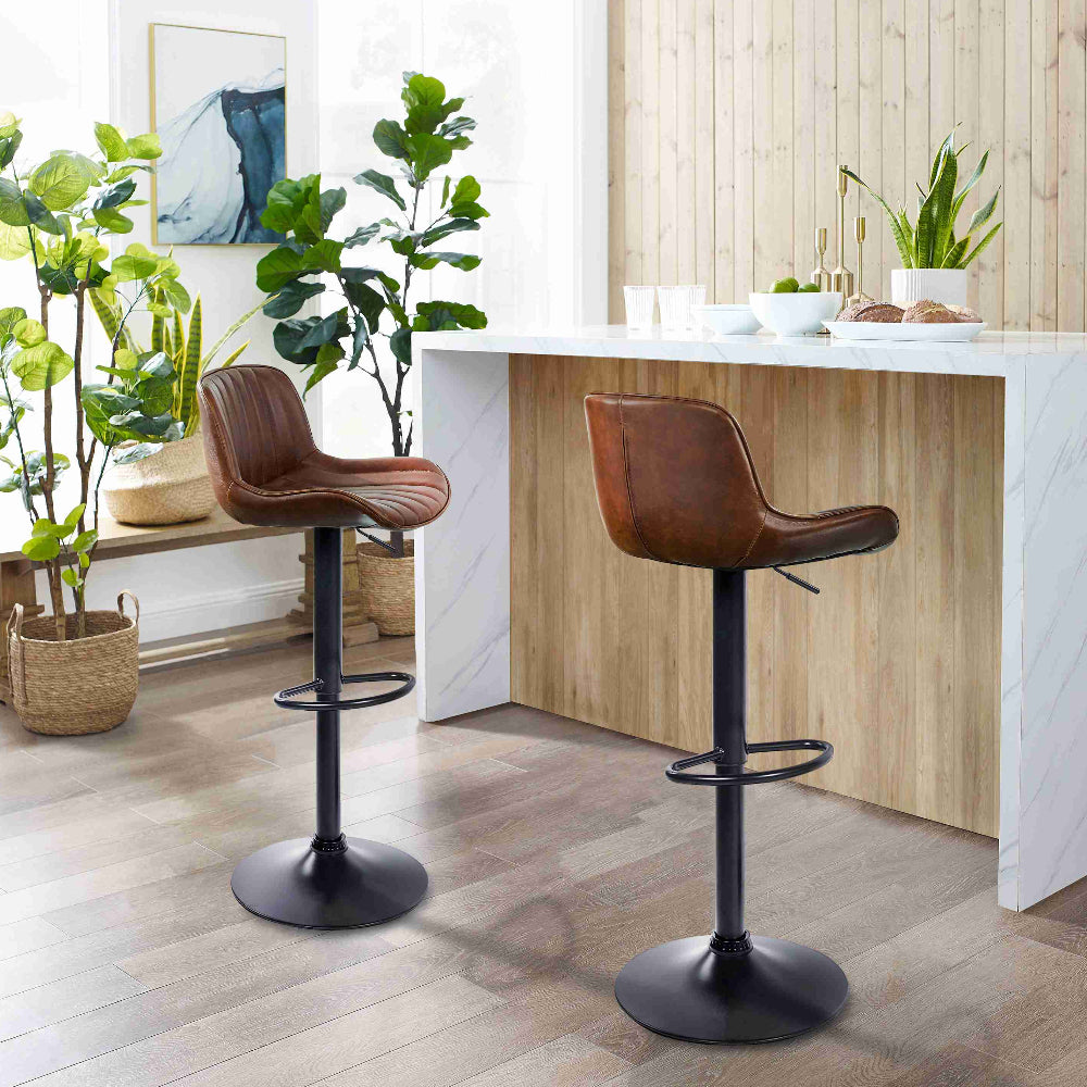 The Difference Between Bar Stools and Counter Stools